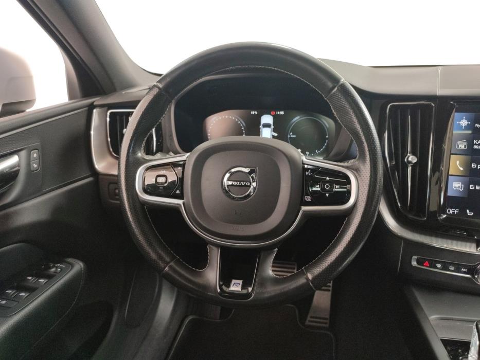 VOLVO XC60 2019