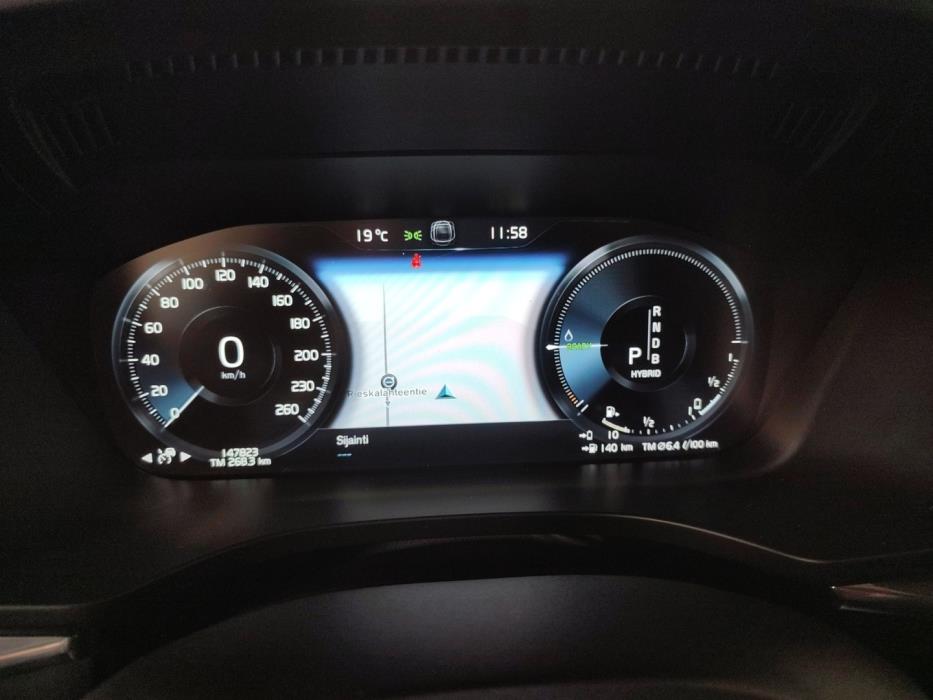 VOLVO XC60 2019