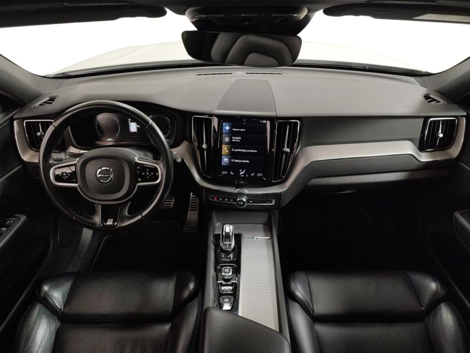VOLVO XC60 2019