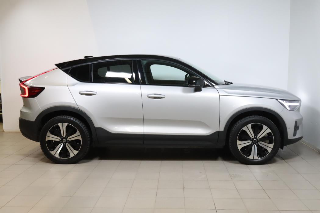 VOLVO C40 2022