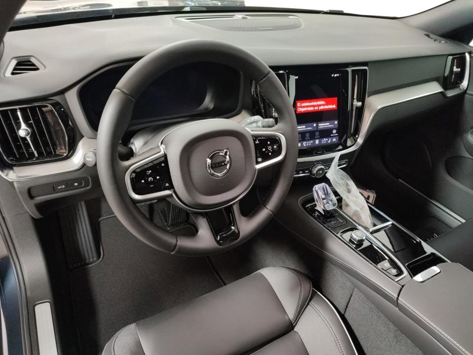 VOLVO V60 2026