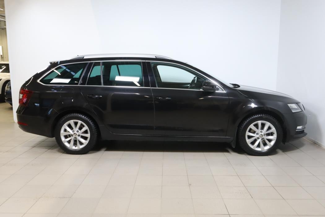 SKODA Octavia 2020