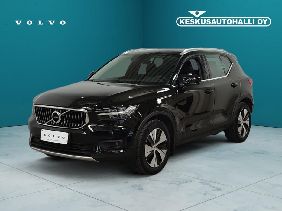 VOLVO XC40 2021