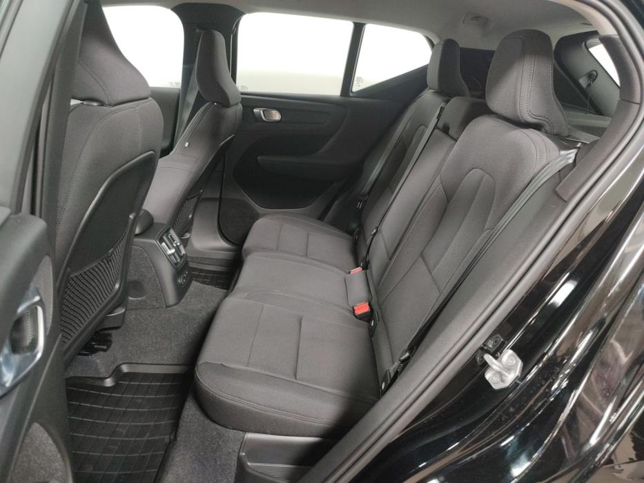VOLVO XC40 2021