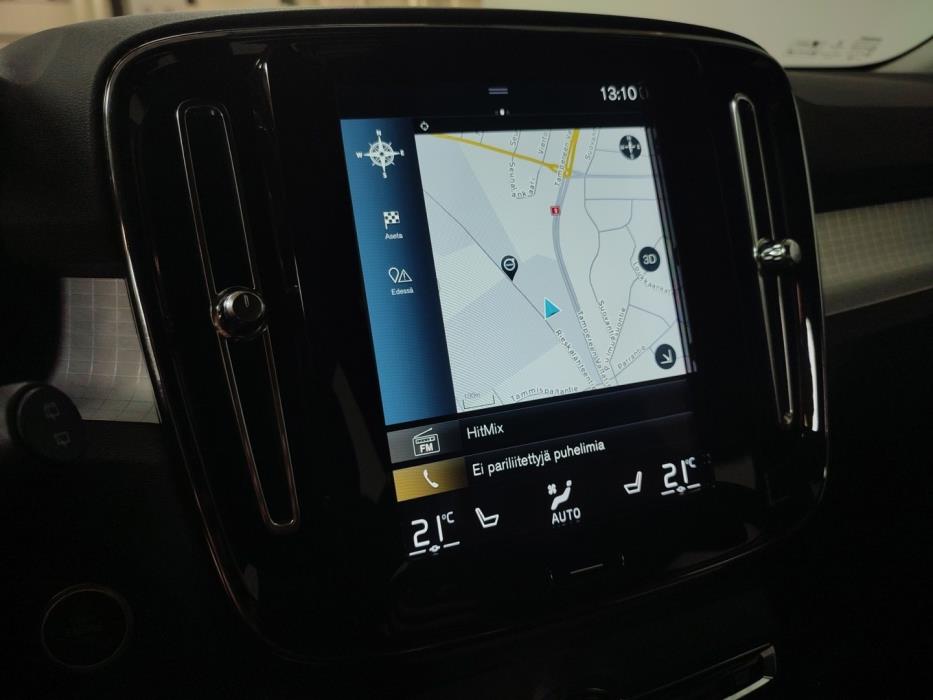 VOLVO XC40 2021