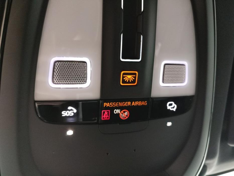 VOLVO XC60 2024