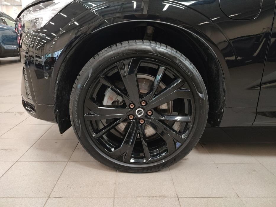 VOLVO XC60 2024