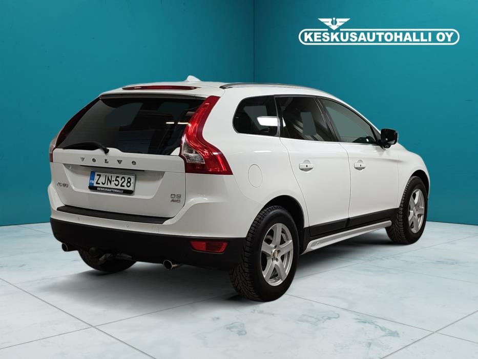 VOLVO XC60 2012