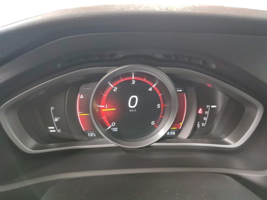 VOLVO V40 Cross Country 2017