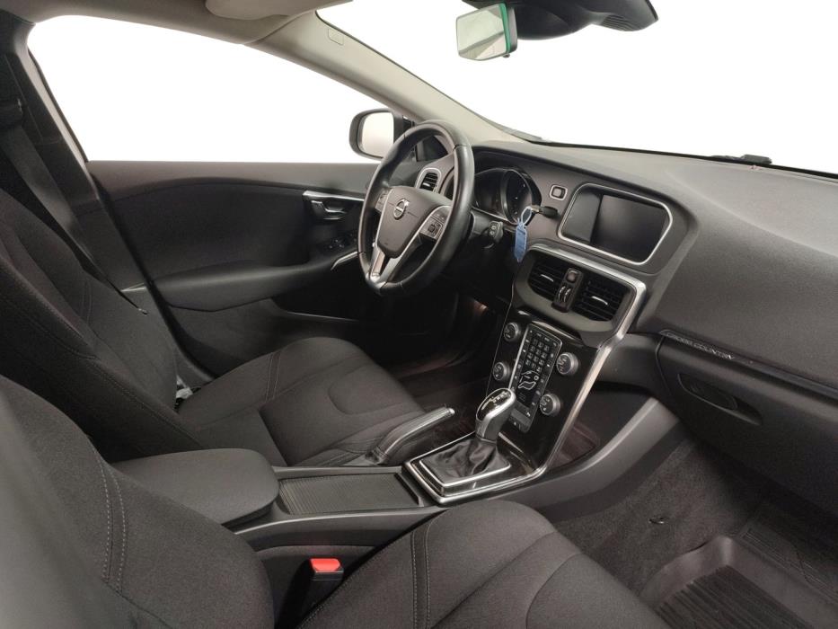 VOLVO V40 Cross Country 2017