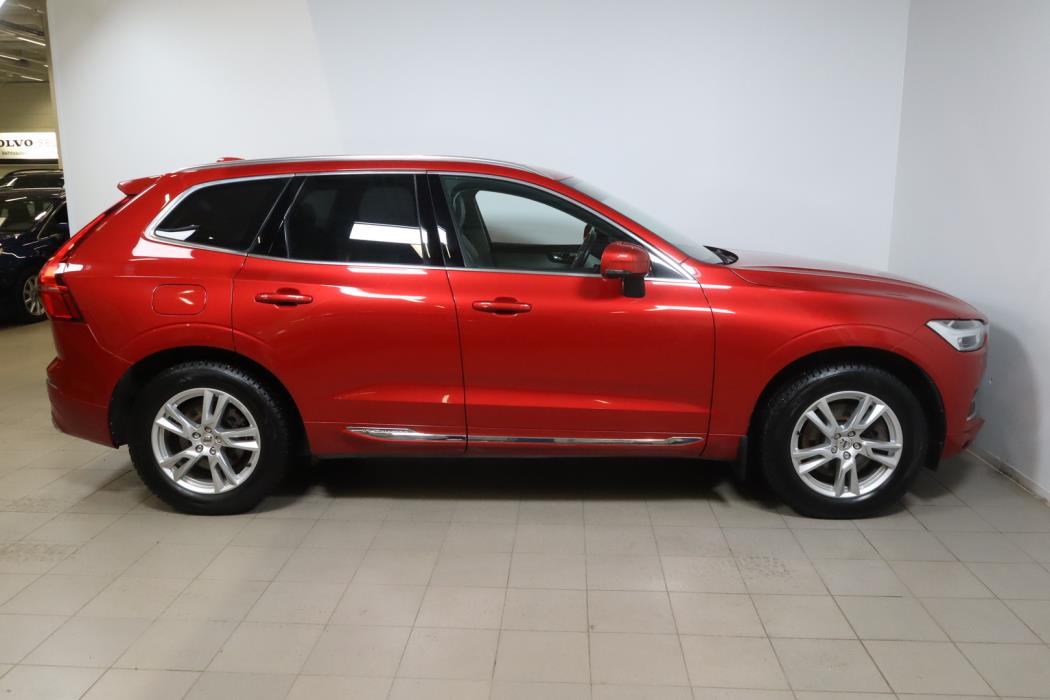 VOLVO XC60 2018