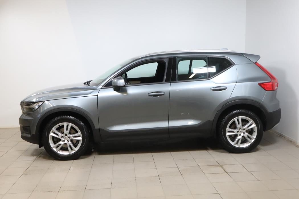 VOLVO XC40 2019
