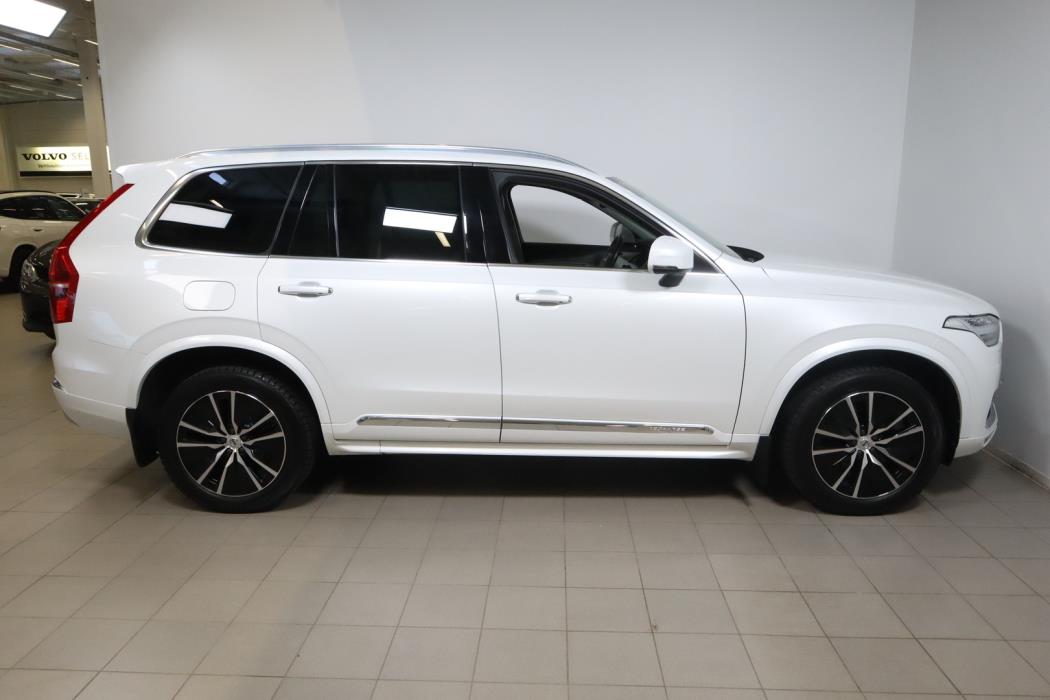VOLVO XC90 2022