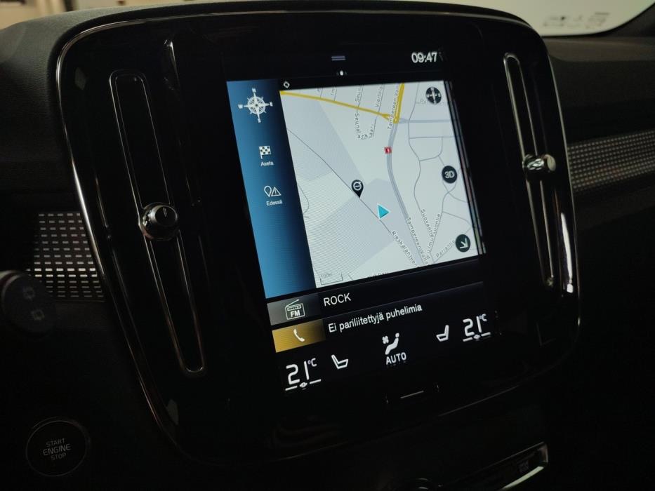 VOLVO XC40 2022
