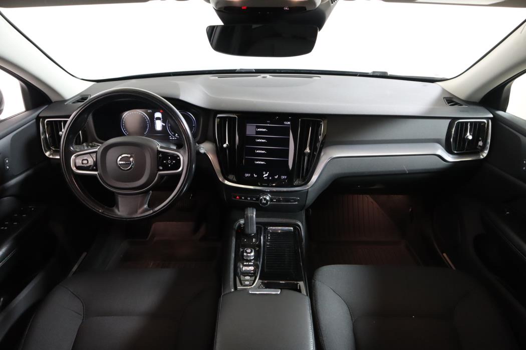 VOLVO V60 2020