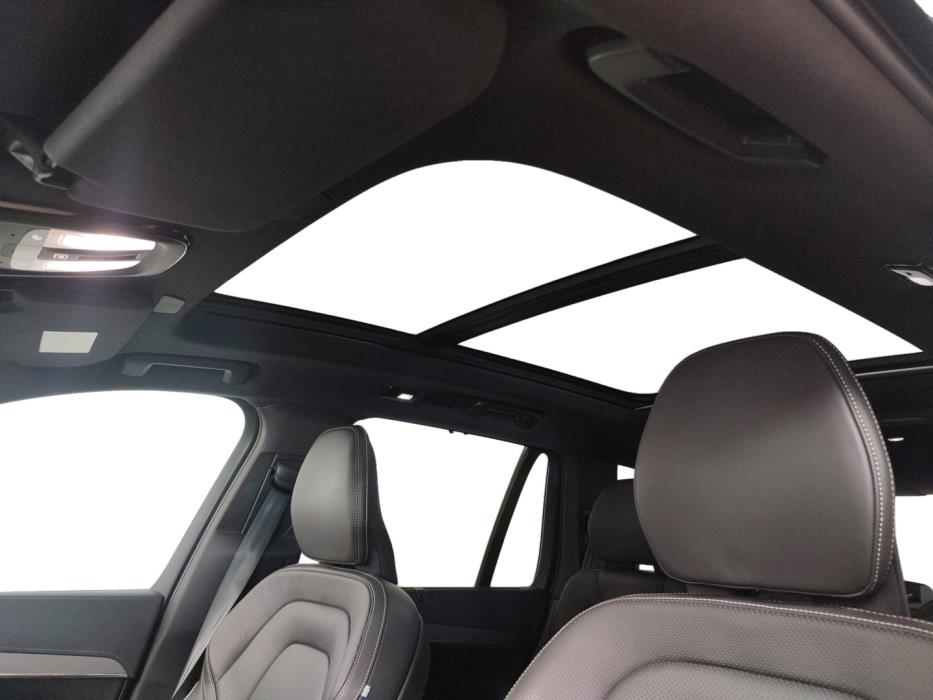 VOLVO XC90 2025