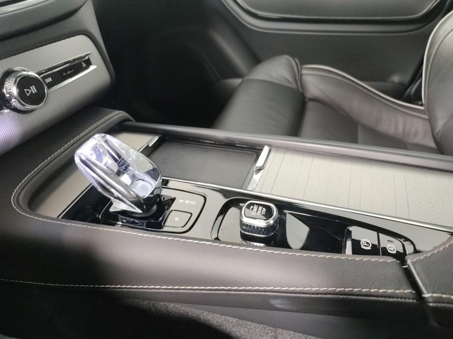 VOLVO XC90 2025