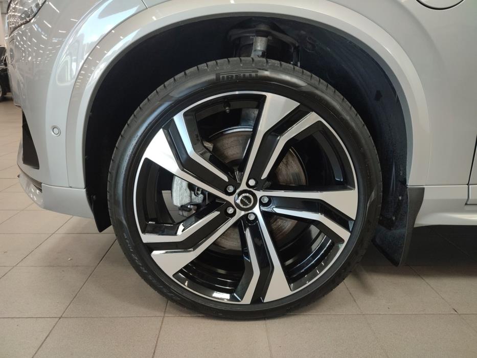 VOLVO XC90 2025