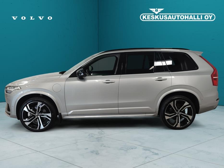 VOLVO XC90 2025