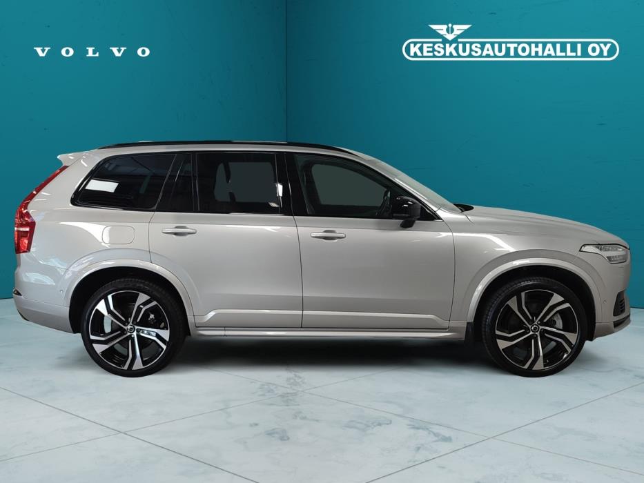 VOLVO XC90 2025