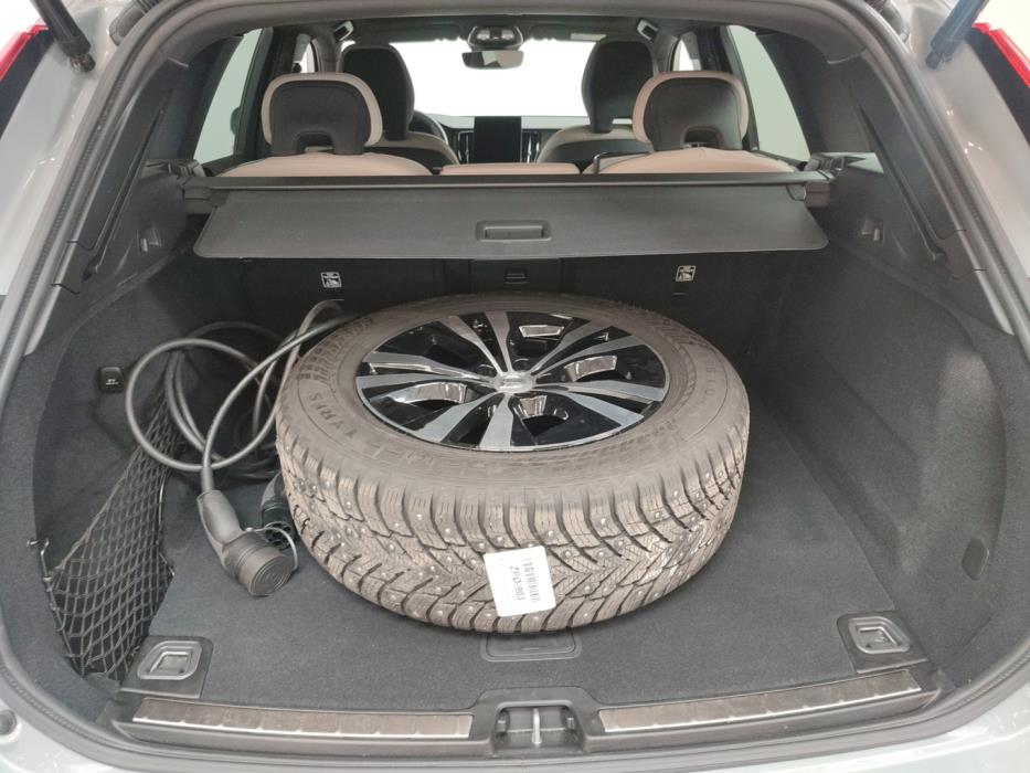 VOLVO XC60 2026