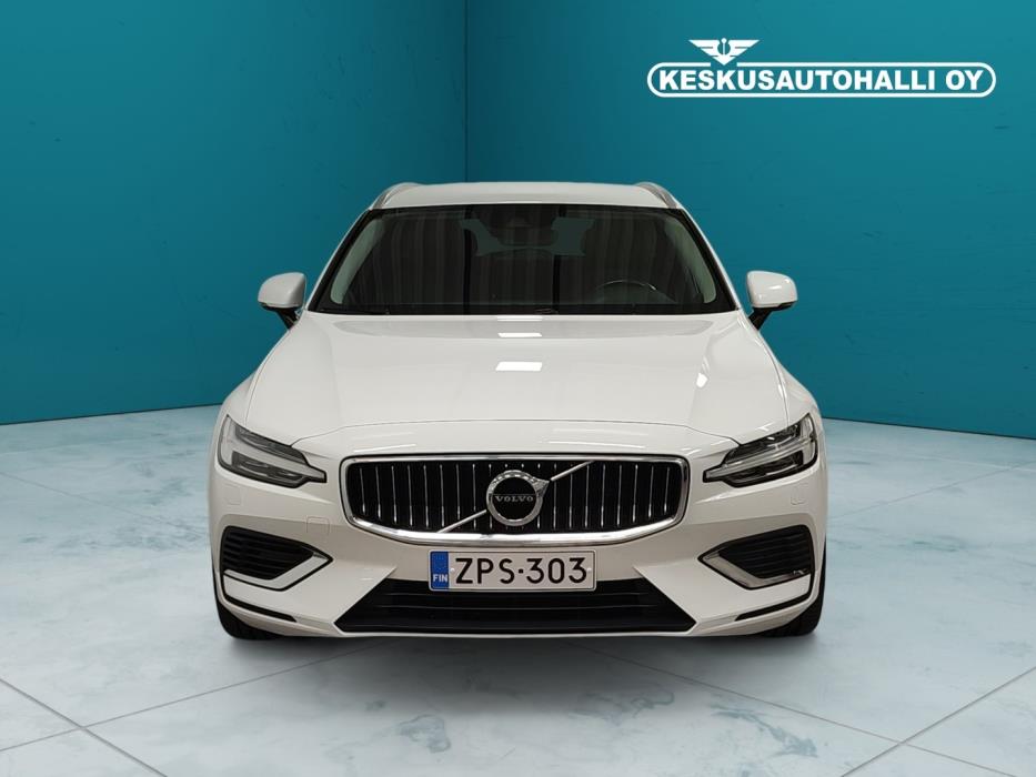 VOLVO V60 2021