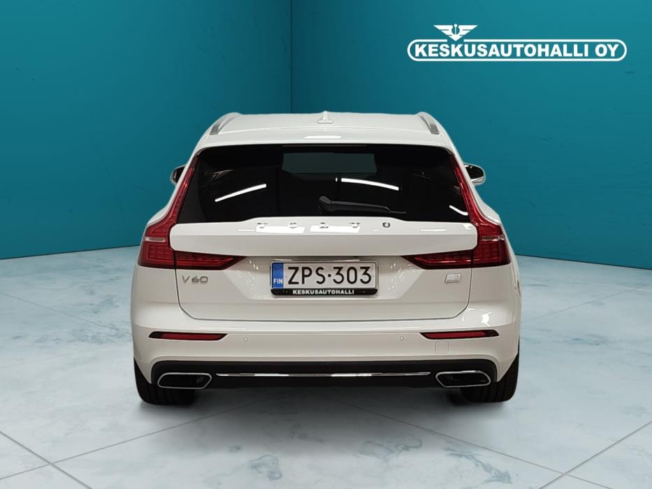 VOLVO V60 2021
