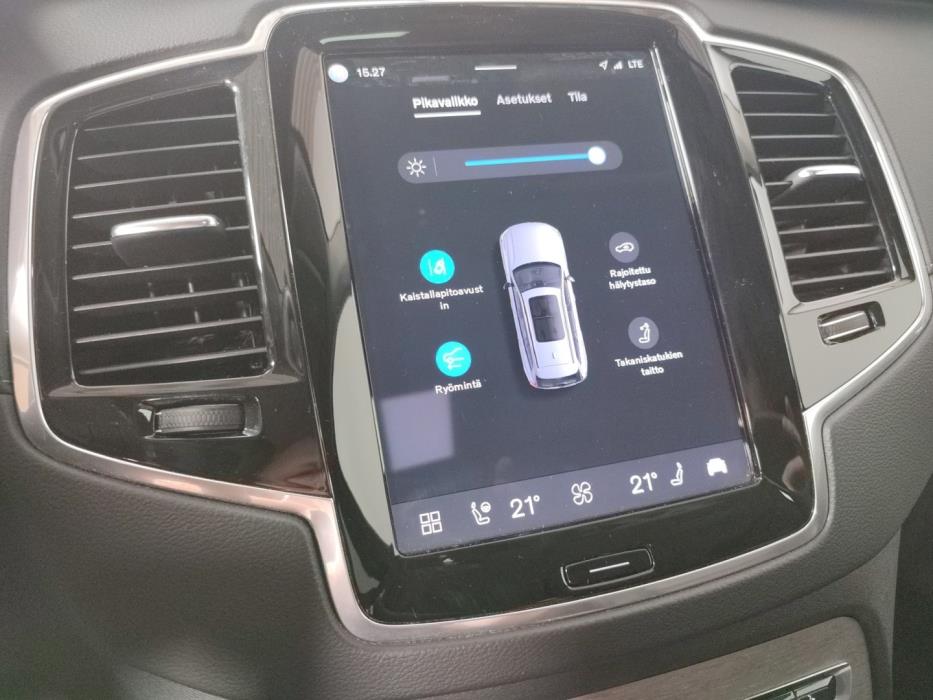VOLVO XC90 2023