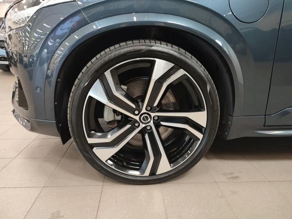 VOLVO XC90 2023
