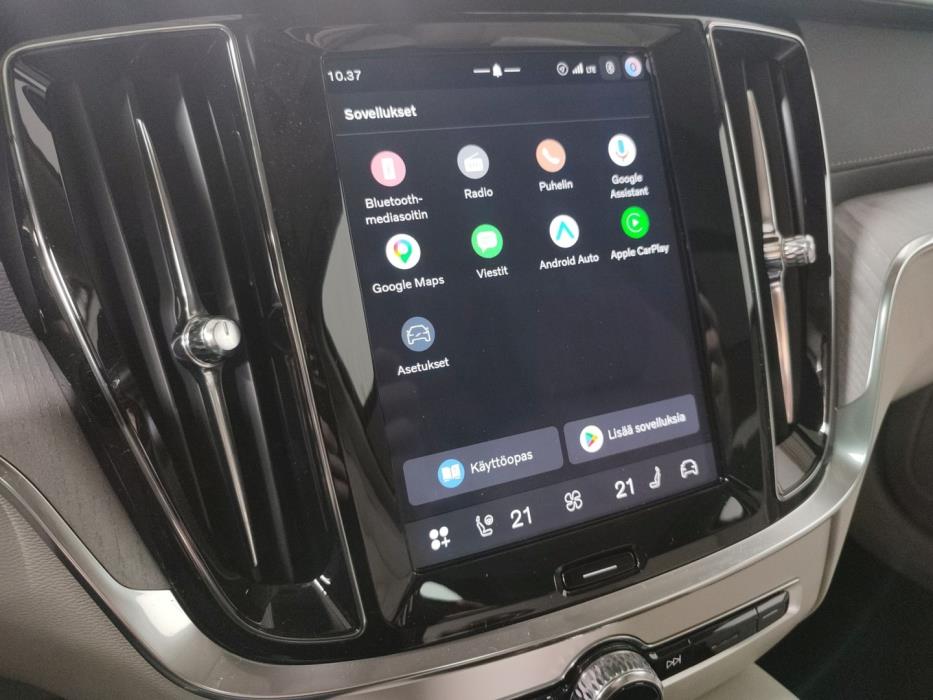 VOLVO V60 2026