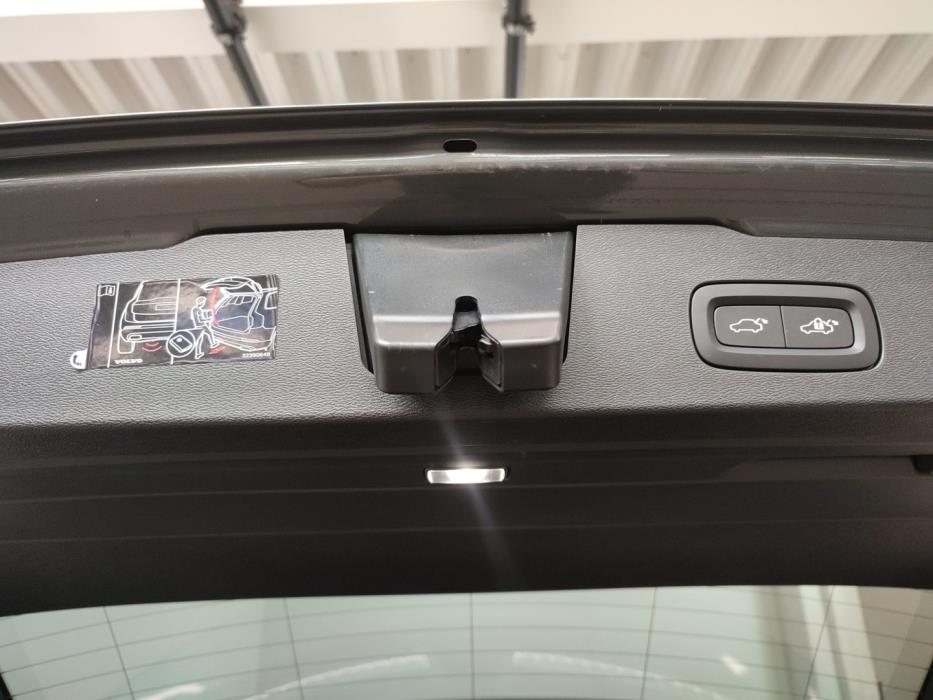 VOLVO V60 2026