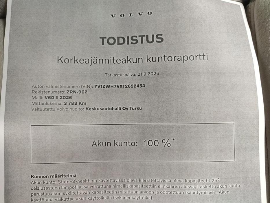 VOLVO V60 2026
