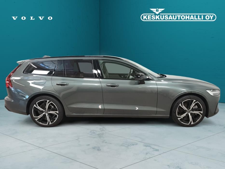 VOLVO V60 2026