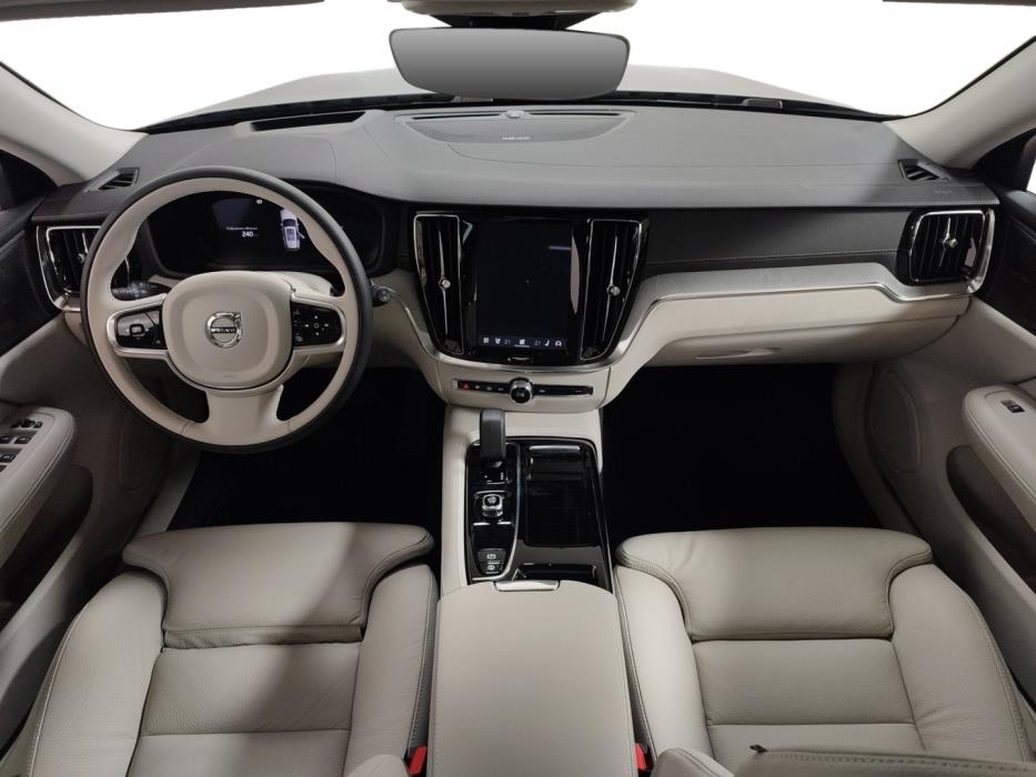 VOLVO V60 2026
