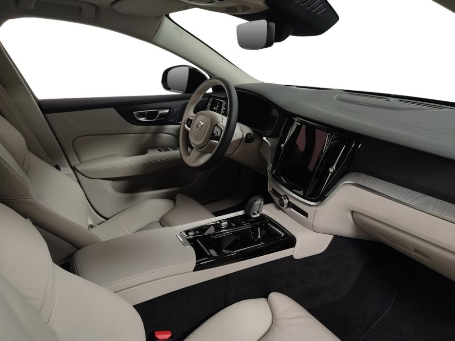 VOLVO V60 2026