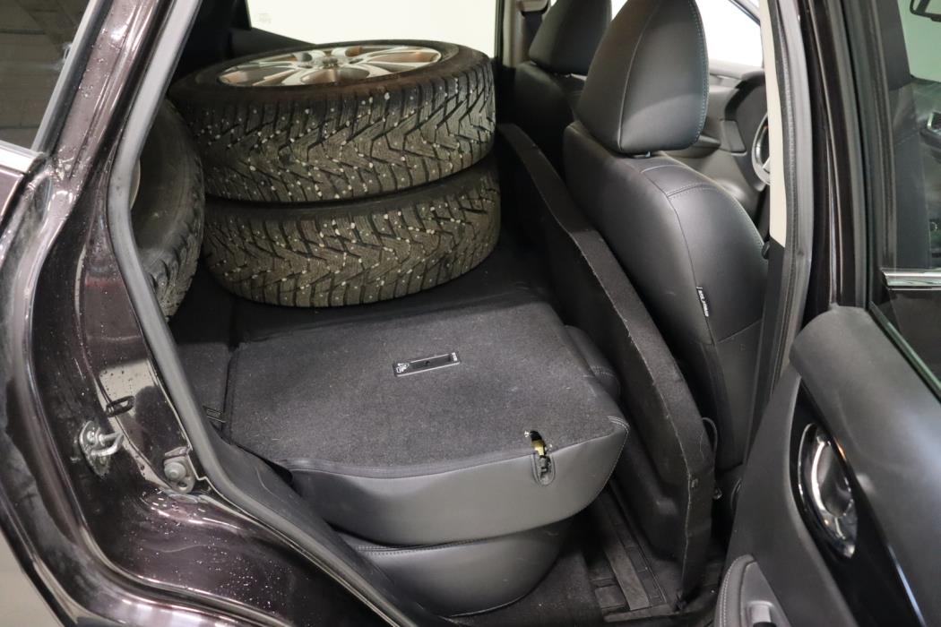 NISSAN Qashqai 2017