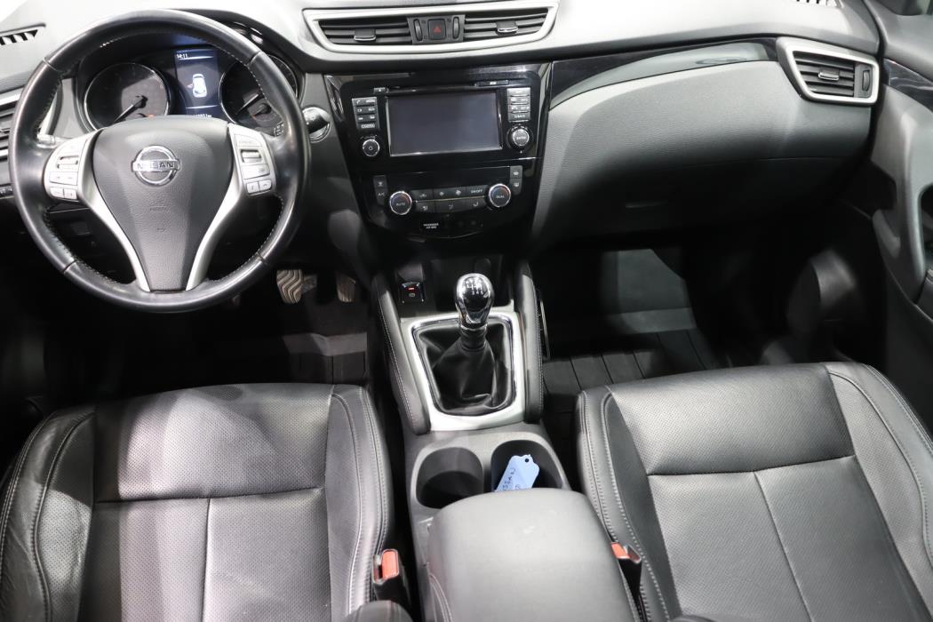 NISSAN Qashqai 2017