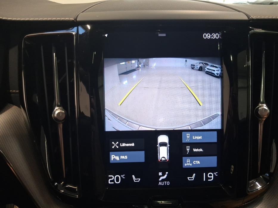 VOLVO XC60 2020