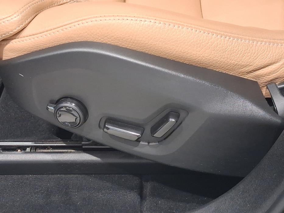 VOLVO XC60 2020