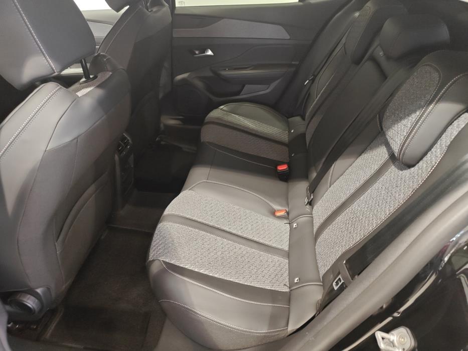 PEUGEOT 408 2026