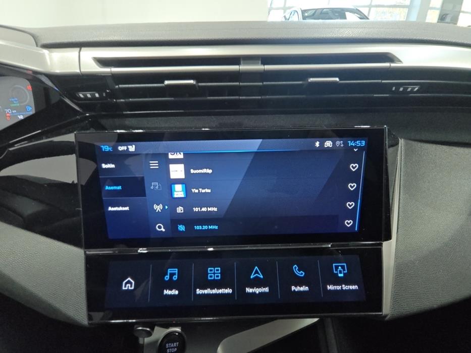 PEUGEOT 408 2026