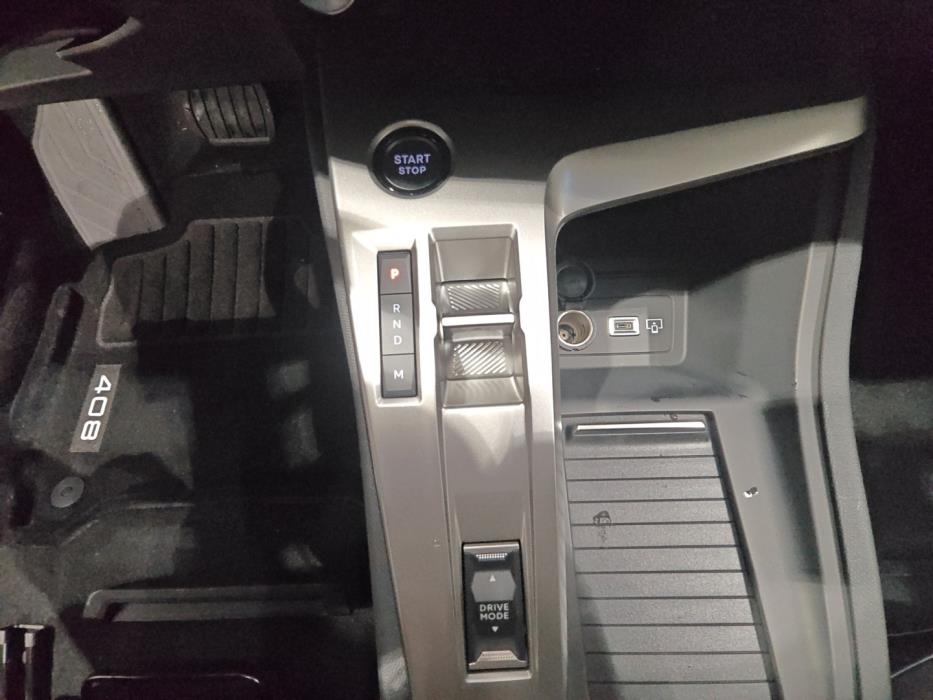 PEUGEOT 408 2026