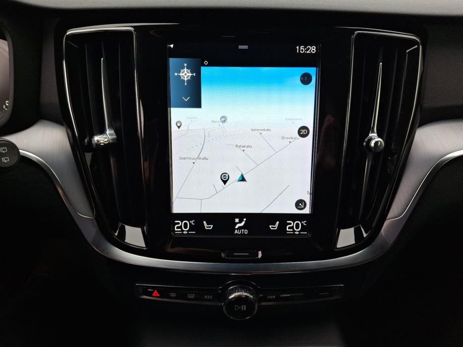 VOLVO V60 2022