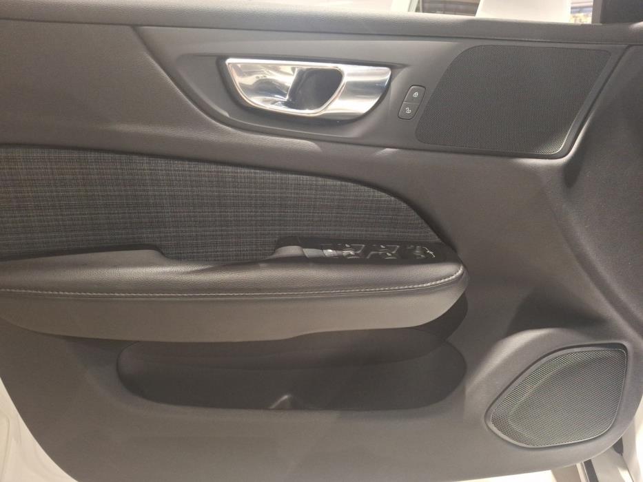 VOLVO V60 2022