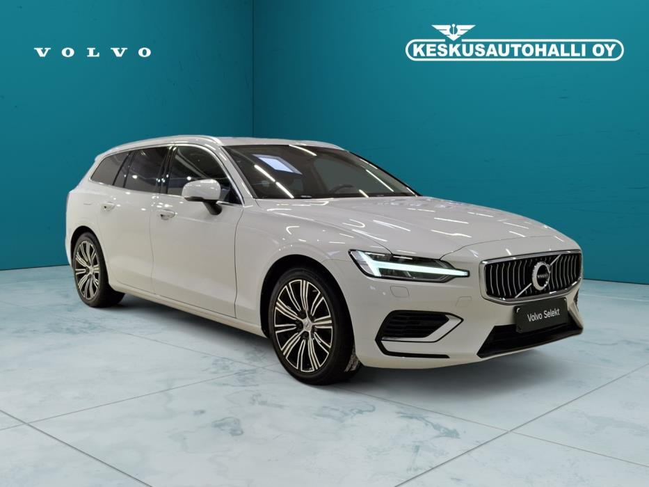 VOLVO V60 2022