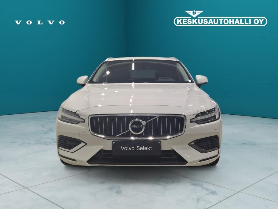 VOLVO V60 2022