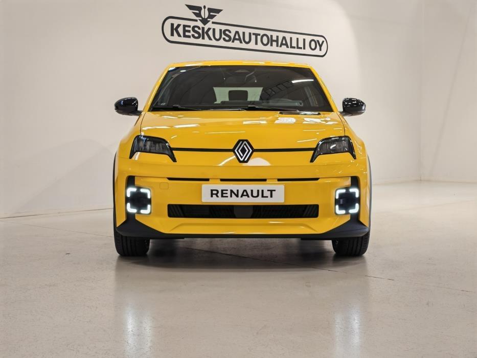 RENAULT 5 2025