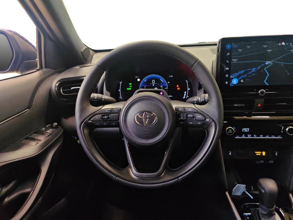 TOYOTA Yaris Cross 2026