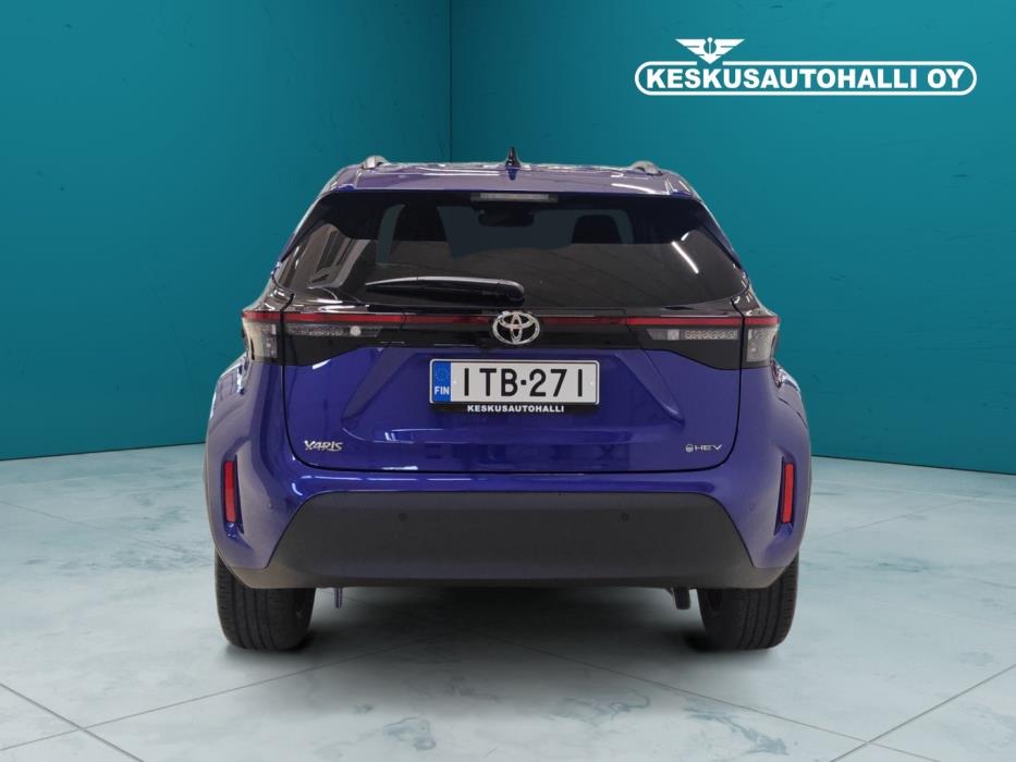 TOYOTA Yaris Cross 2026