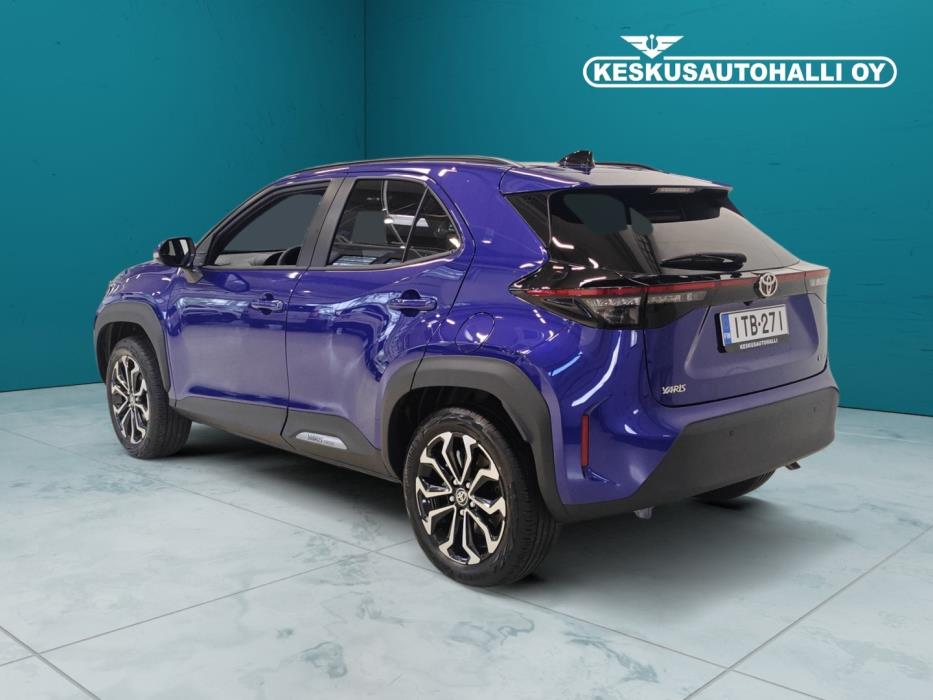 TOYOTA Yaris Cross 2026